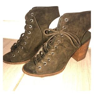 Forever 21 Lace Up Block Heelss